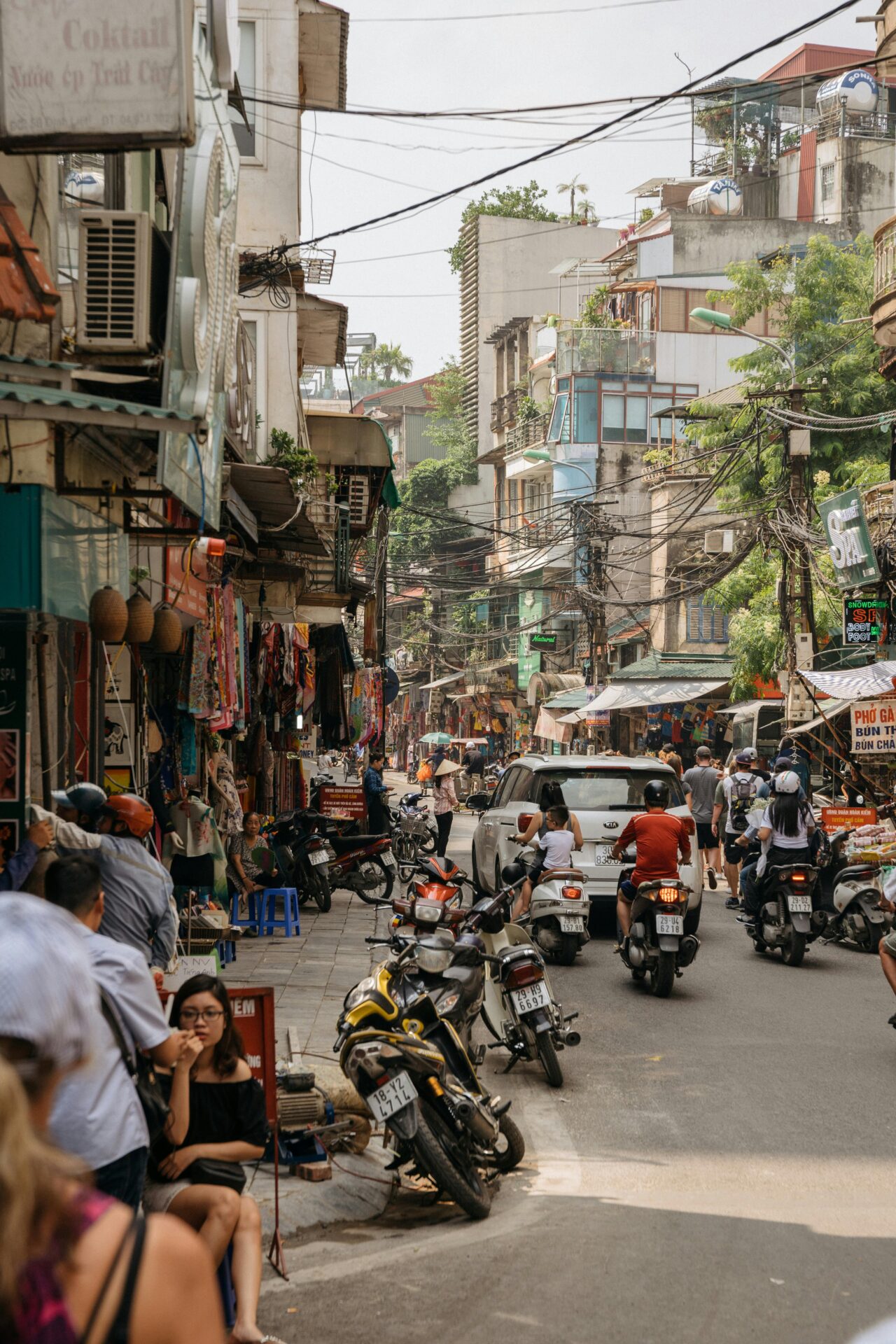 pexels-flodahm-1483778