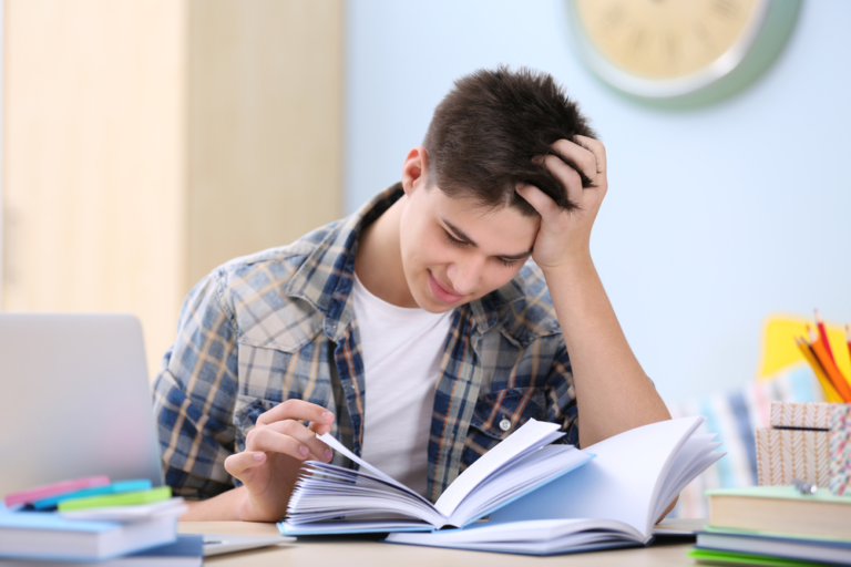 teen-boy-studying